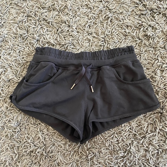 lululemon athletica Pants - Lululemon Strength and Tone Shorts